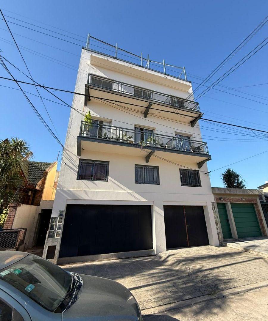 Departamento de 2 ambientes en Bernal Oeste