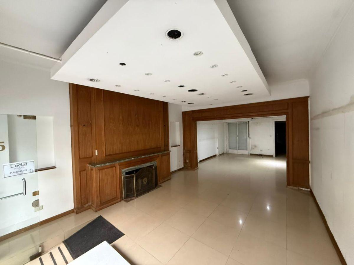 Foto de Local comercial en Quilmes centro en Alquiler, imagen 2