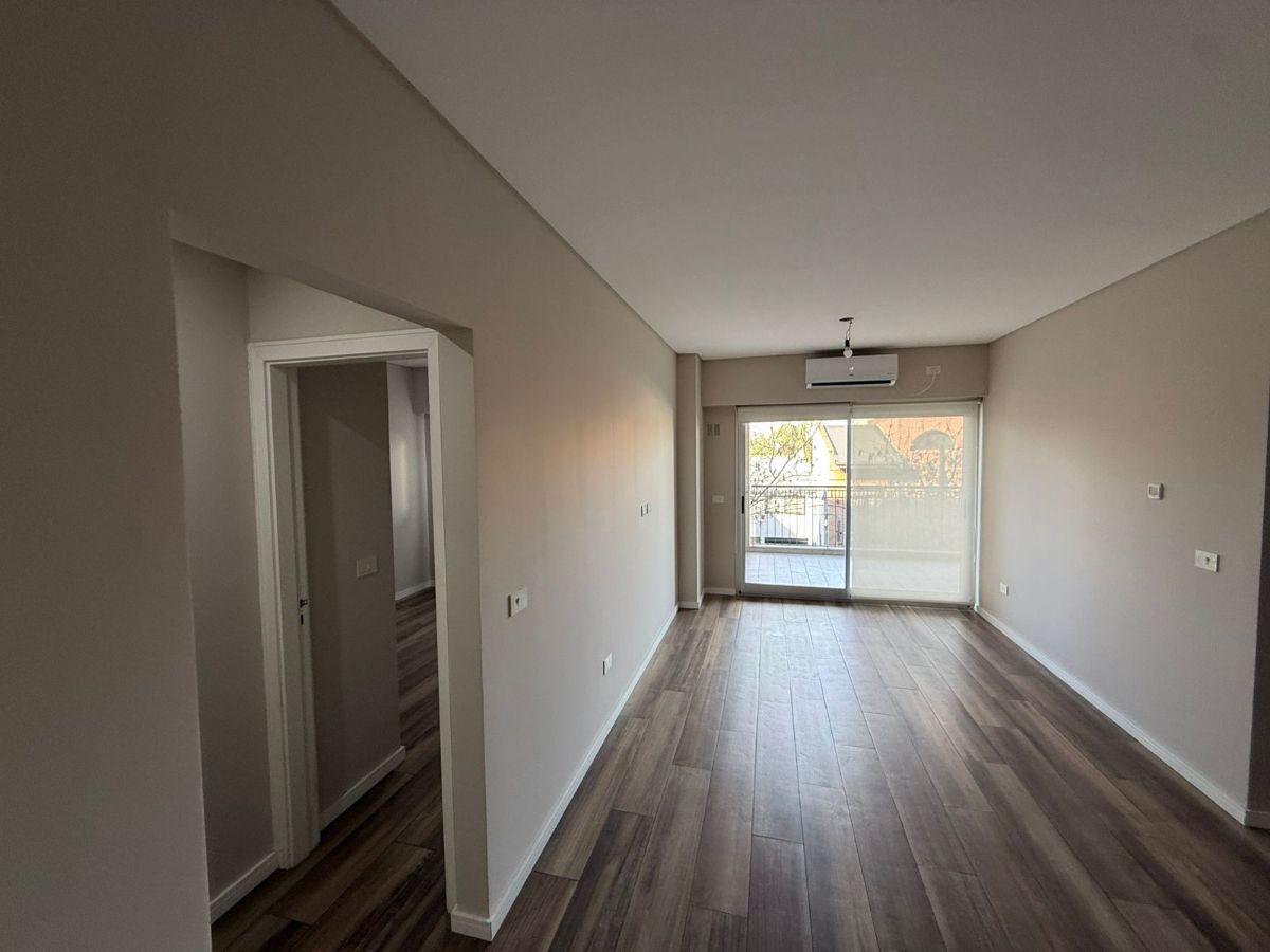Foto de Departamento de 2 ambientes con cochera en alquiler en el Complejo, imagen 5