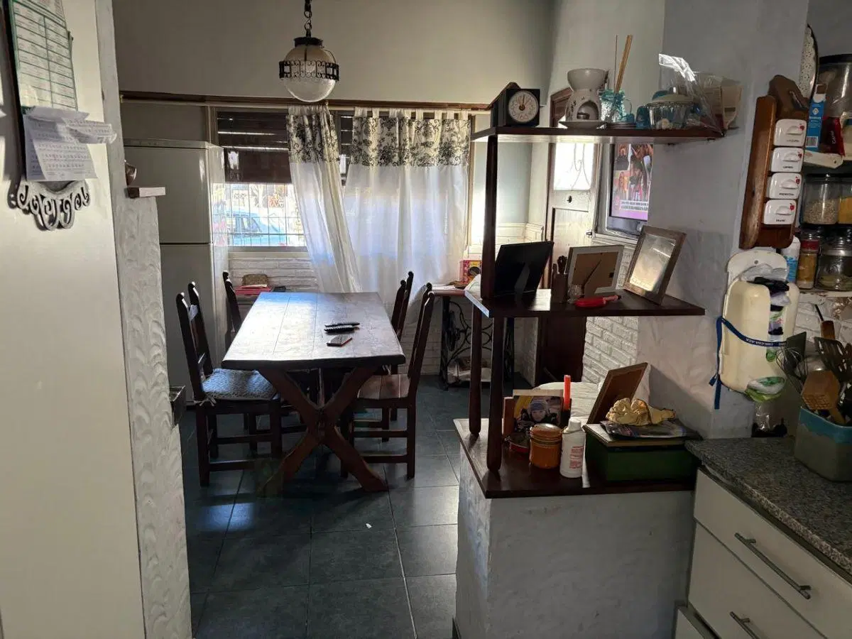 Casa de 160 m² con 3 dormitorios en venta en Victoria 2