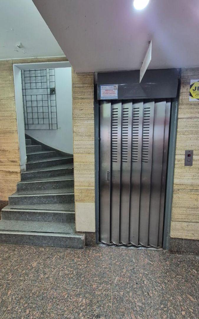 Foto de Oficina en alquiler San Martin 73, 1 piso., imagen 1
