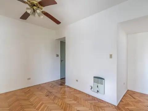 Foto de Departamento en alquiler 2 ambientes luminoso en Villa Crespo, imagen 2