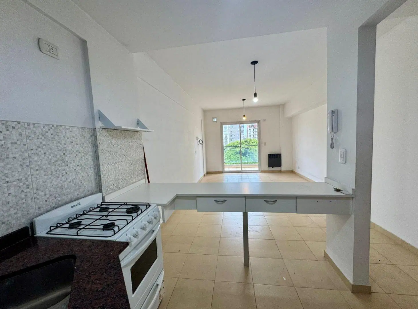 Venta Departamento 3 Ambientes en Muñiz 4