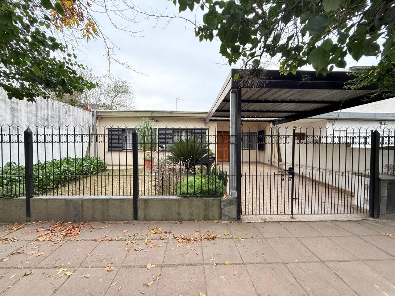 Foto de Casa en Jose Clemente Paz 4 amb c/ coch, imagen 1