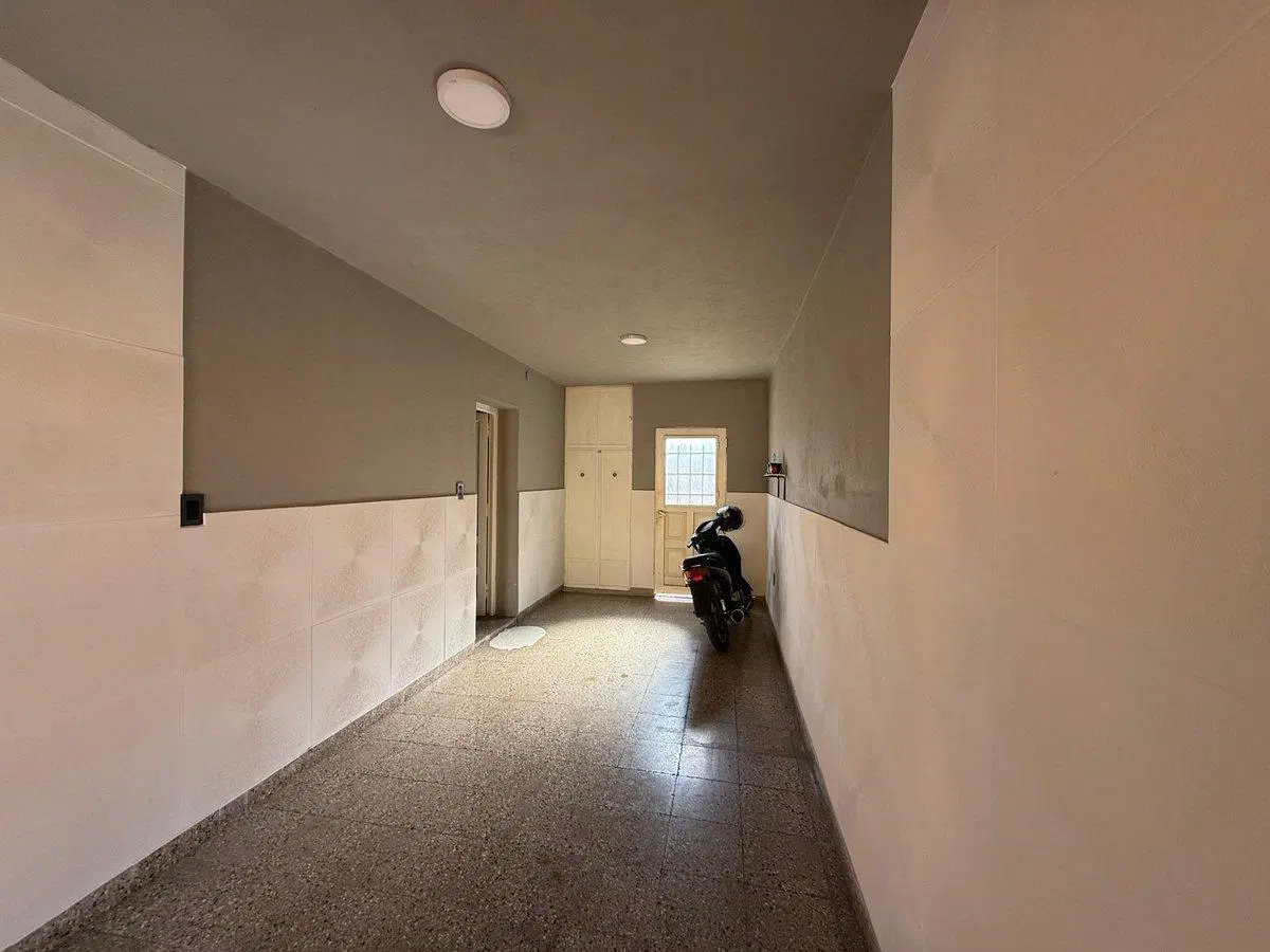 VENTA CASA 2 DORM + DEPTO,  BARRIO VELEZ SARSFIELD 5
