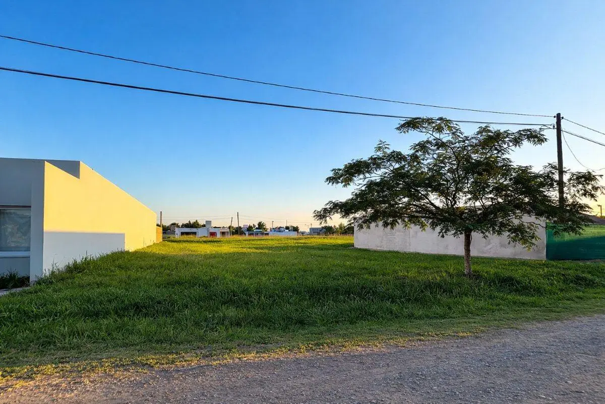 VENTA TERRENO B° VILLA GOLF 3