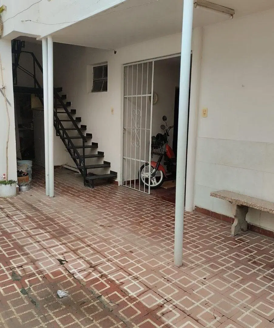 VENTA CASA + DPTO BARRIO CATEDRAL 4