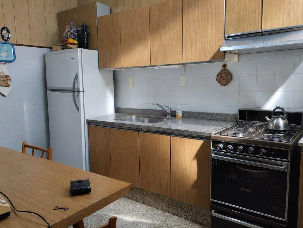 VENTA CASA, 3 HABITACIONES, BARRIO ITURRASPE 4