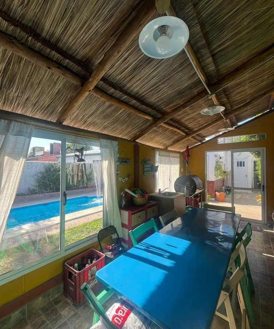 VENTA CASA 3 DORMITORIOS CON QUINCHO Y PILETA 4