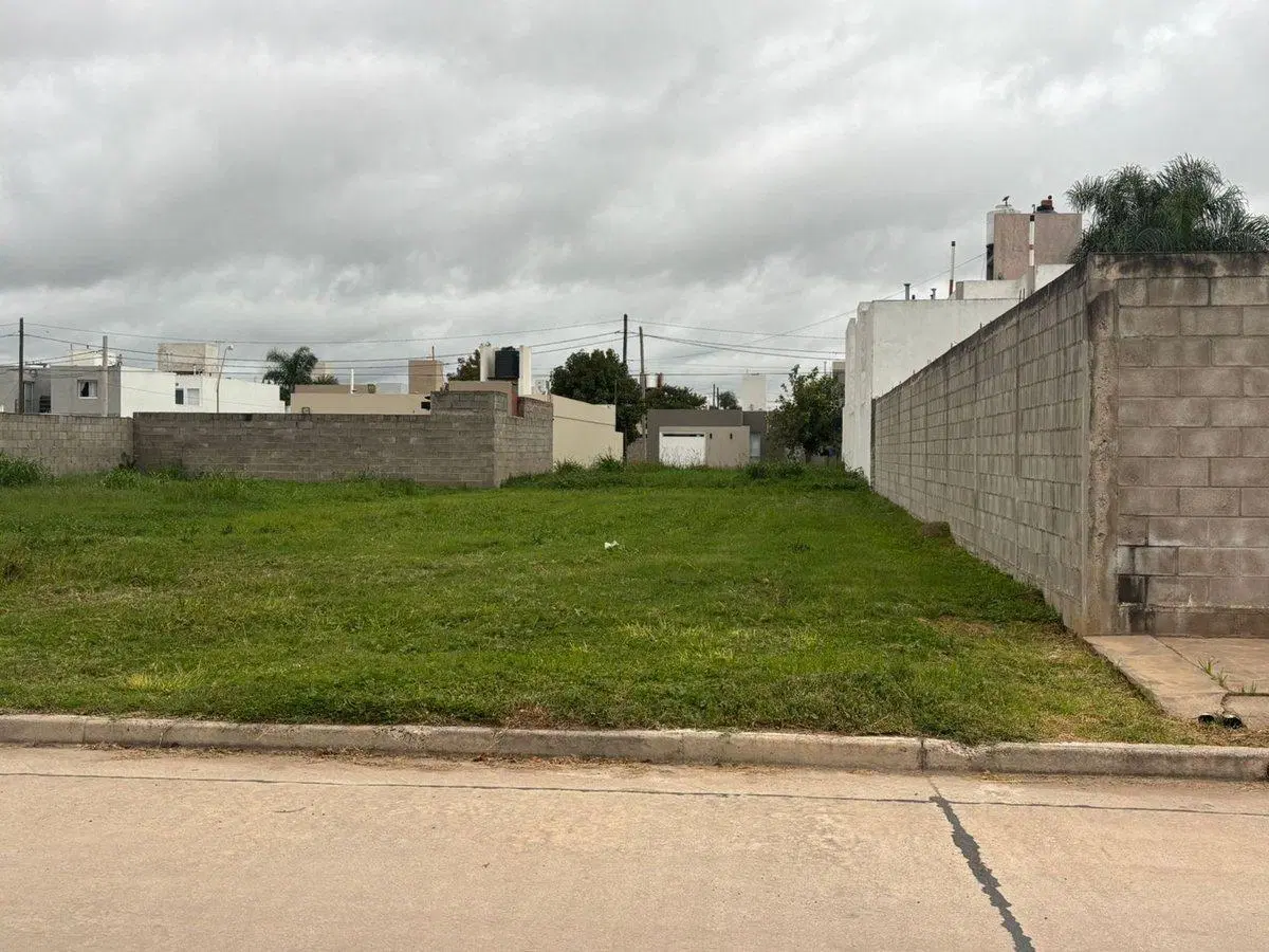 VENTA TERRENO BARRIO MAGDALENA 3