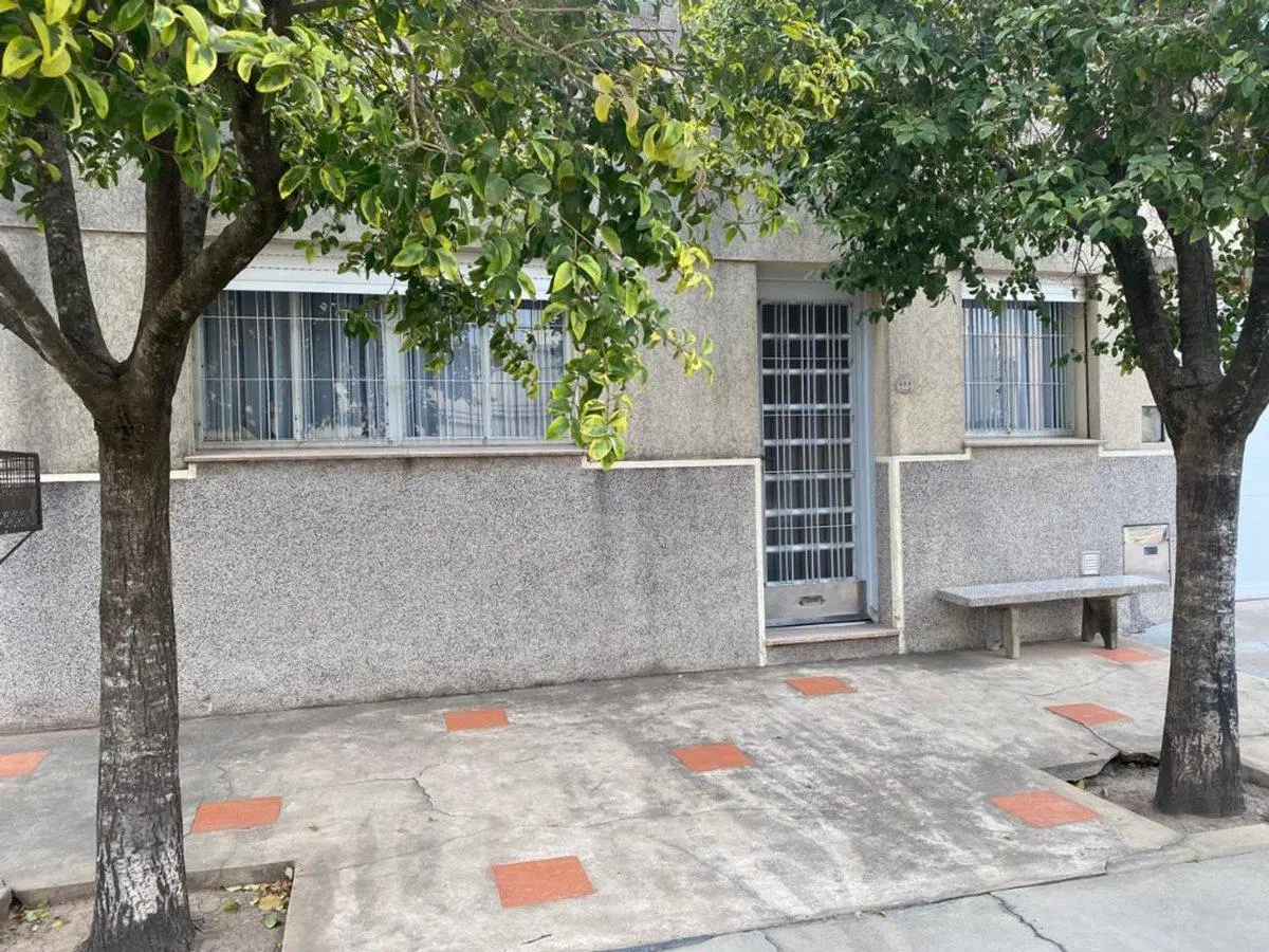 VENTA CASA, 3 HABITACIONES, ZONA CENTRO 3