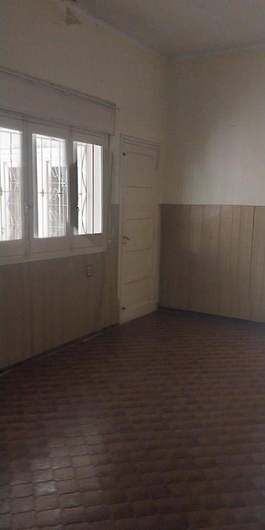 CASA EN VENTA, 3 DORMITORIOS EN BARRIO ITURRASPE