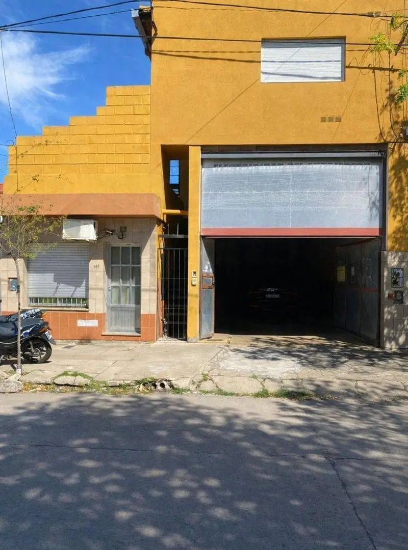 GALPON COMERCIAL + DEPARTAMENTO 2