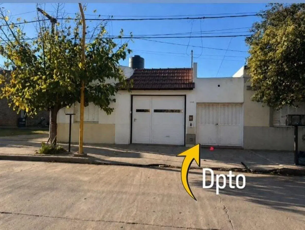 VENTA CASA MAS DEPARTAMENTO, BARRIO CATEDRAL 8
