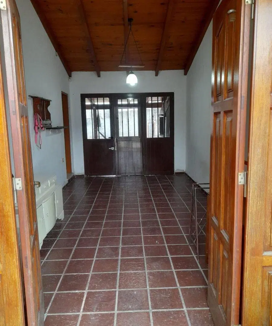CASA EN VENTA 3 DORMITORIOS EN LAS VARILLAS. 4