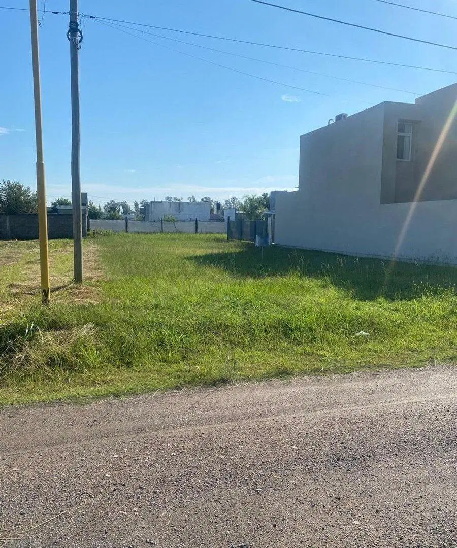 LOTE EN VENTA - B° MAGDALENA 2 5