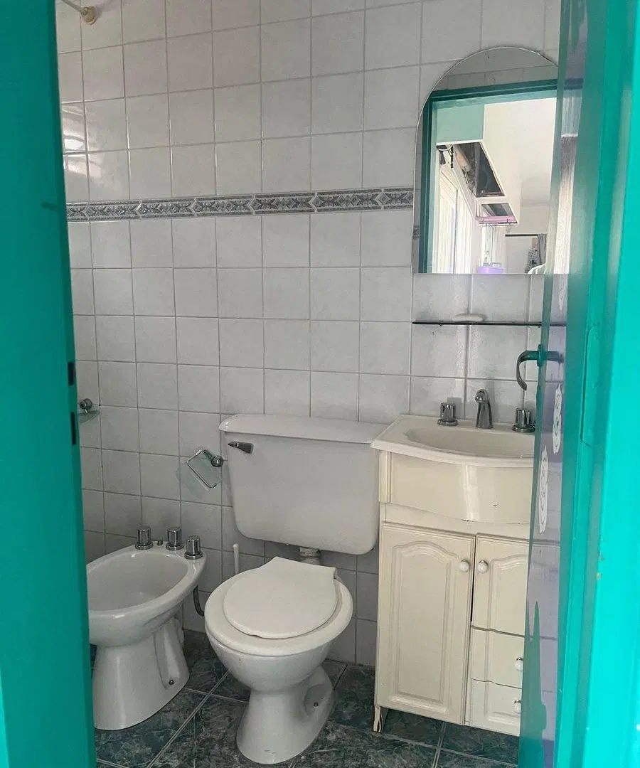 SE VENDE CASA EN BARRIO CATEDRAL 2