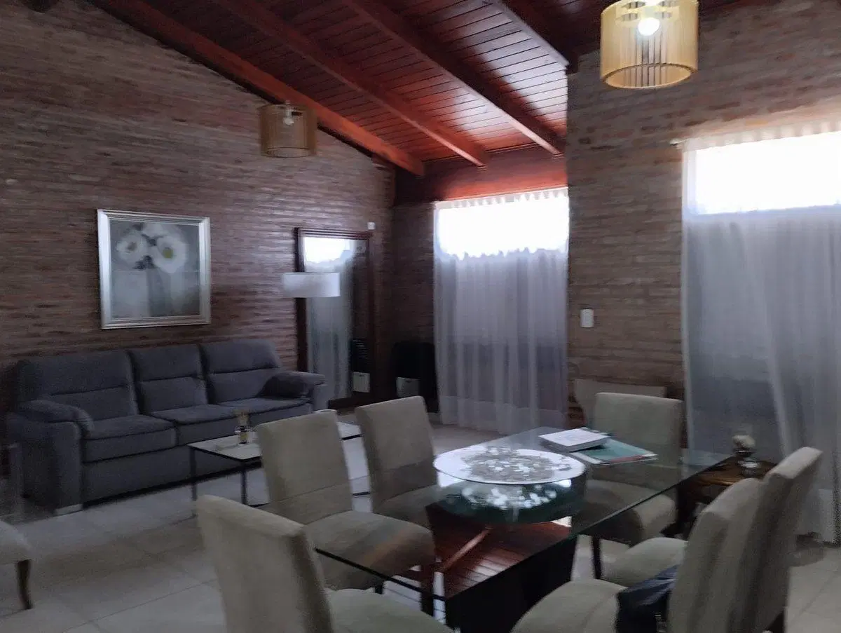 VENDO CASA, 2 HABITACIONES, PALMARES 3 4