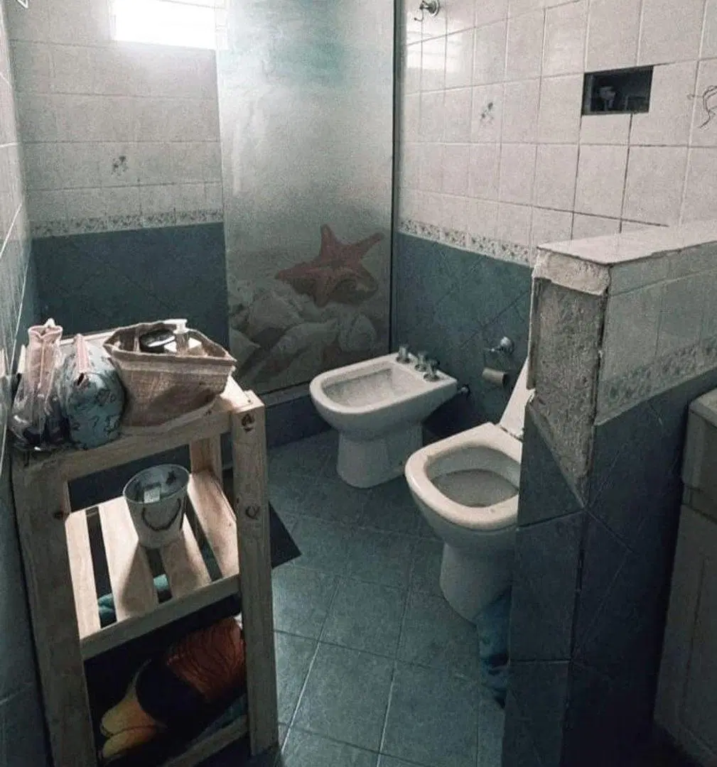 VENTA CASA 3 DORMITORIOS MAS SALON COMERCIAL. 4