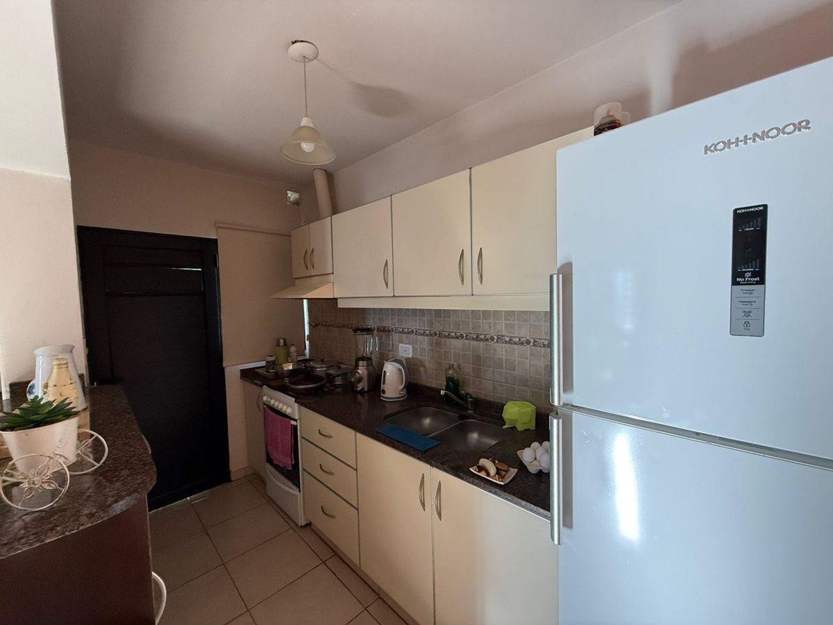 Foto de VENTA CASA 3 DORMITORIOS BARRIO EL PRADO, imagen 5