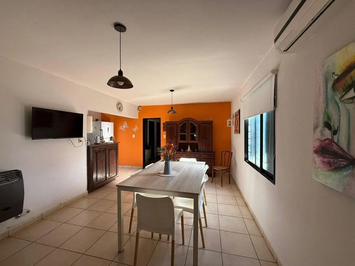VENTA CASA 3 DORMITORIOS BARRIO EL PRADO 4