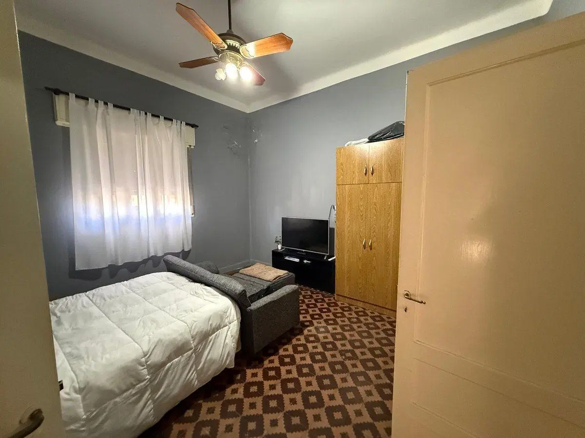VENTA CASA 2 DORM + DEPTO,  BARRIO VELEZ SARSFIELD 5