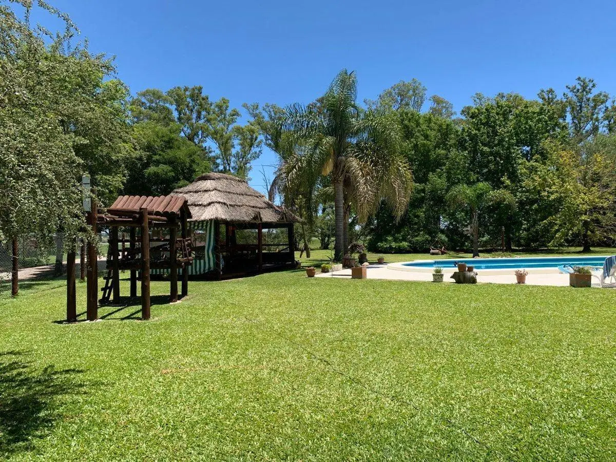 CASA EN VENTA 2 DORMITORIOS EN CAMPO CHICO. 5