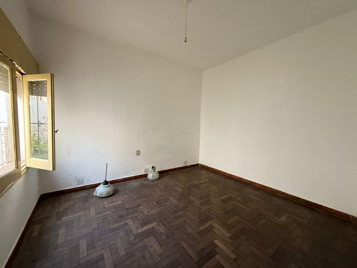 Foto de VENTA CASA, 2 DORMITORIOS, BARRIO ITURRASPE!, imagen 4