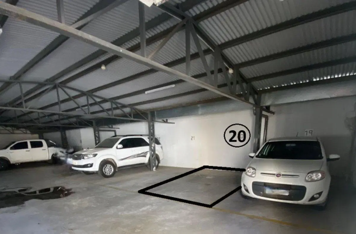 VENTA COCHERA CENTRICA 3