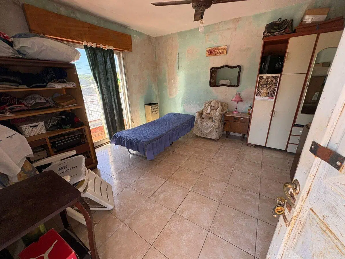 VENTA CASA 2 DORMITORIOS Y QUINCHO - B° 2 HERMANOS 4