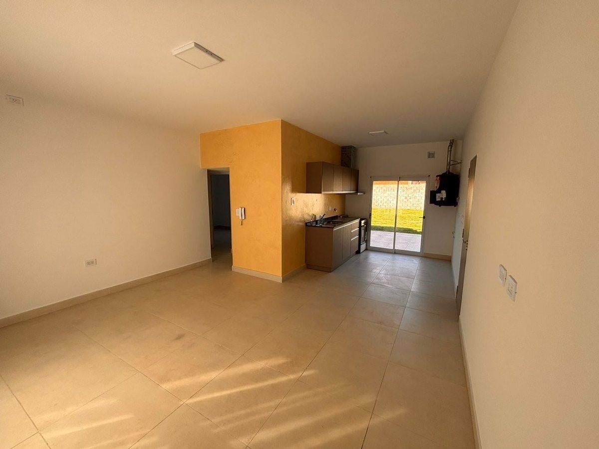VENTA CASA A ESTENAR -PALMARES 4