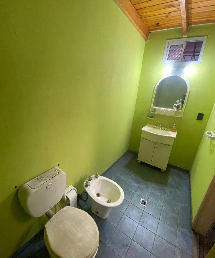 VENTA GALPÓN CON OFICINA Y BAÑO 5