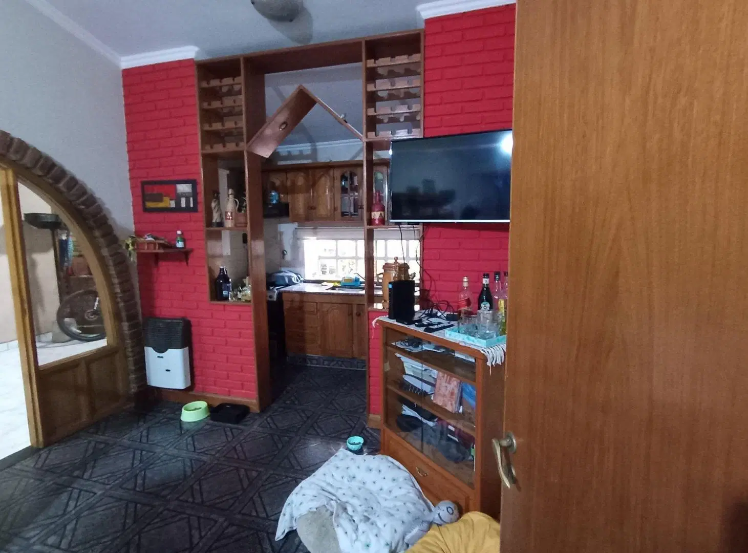 VENTA CASA, 3 DORMITORIOS, BARRIO LA MILKA 8