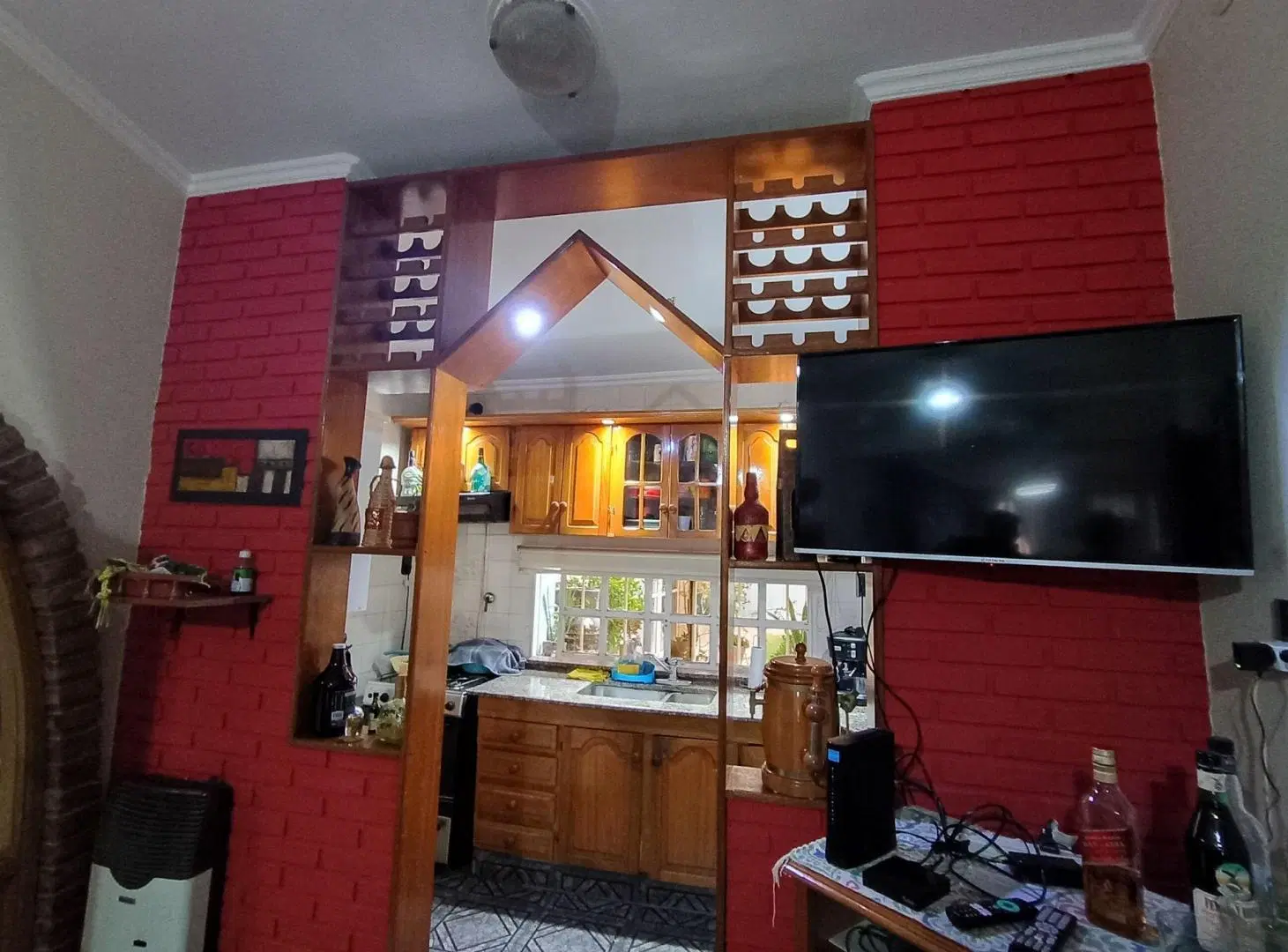 VENTA CASA, 3 DORMITORIOS, BARRIO LA MILKA 3