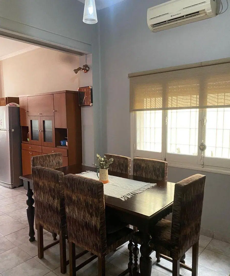 VENTA CASA 4 DORMITORIOS MAS DEPTO. 2