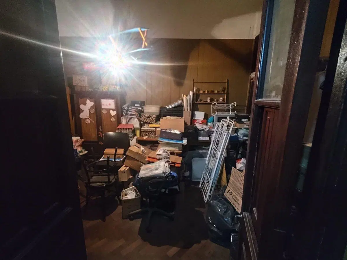 CASA,  3 DORMITORIOS EN BARRIO VELEZ SARSFIELD. 4