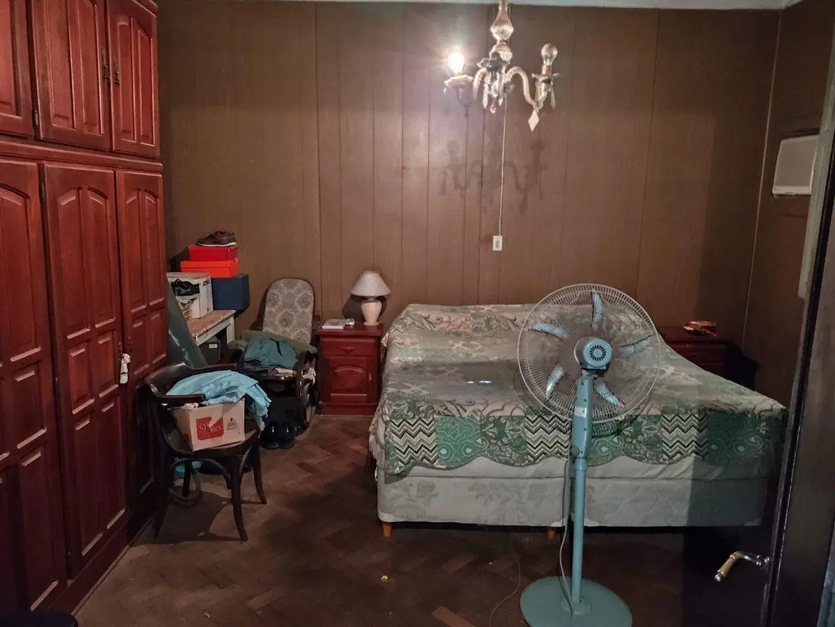 CASA,  3 DORMITORIOS EN BARRIO VELEZ SARSFIELD. 5