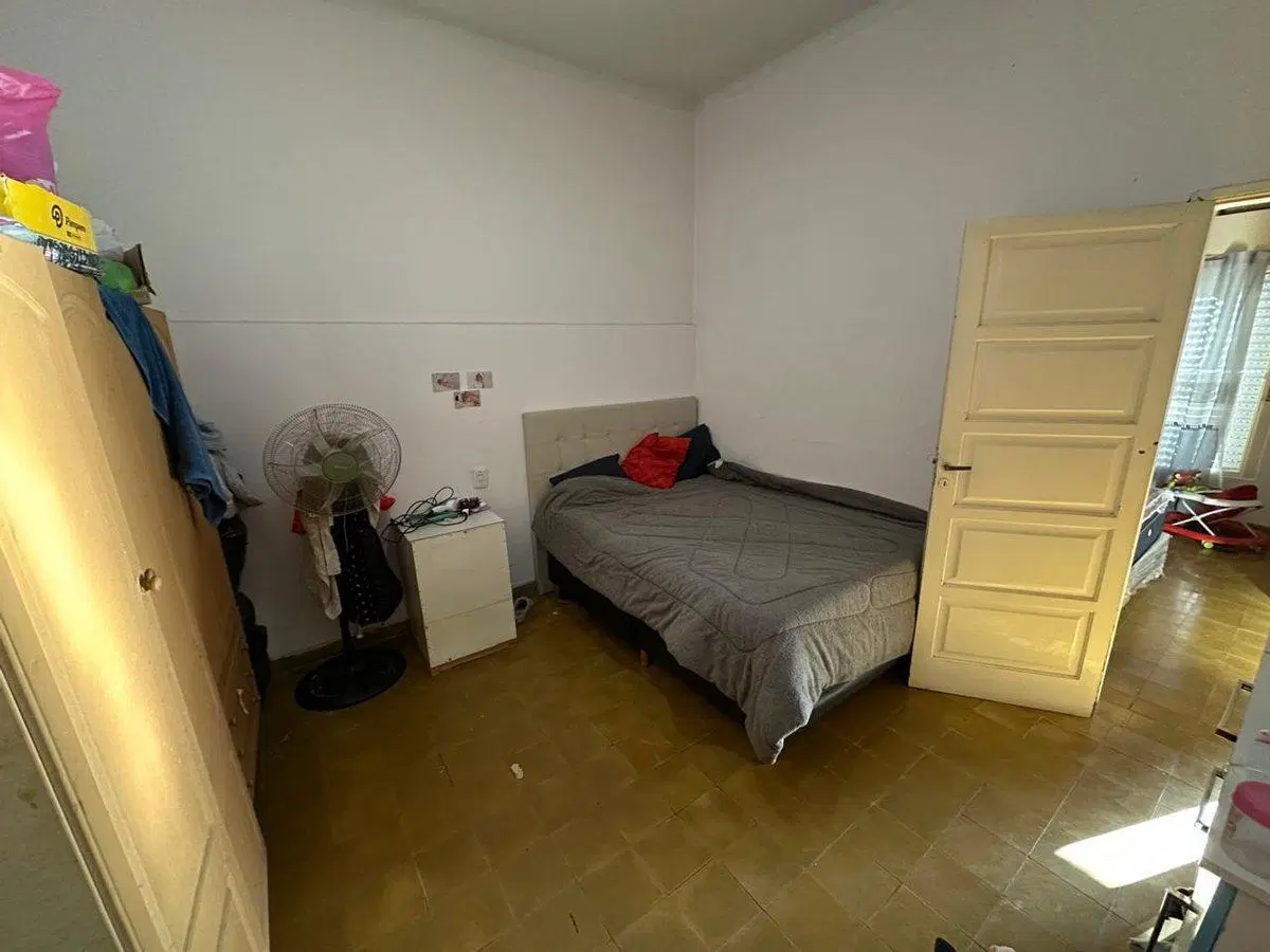 VENTA CASA 3 DORMITORIOS BARRIO SARMIENTO 4