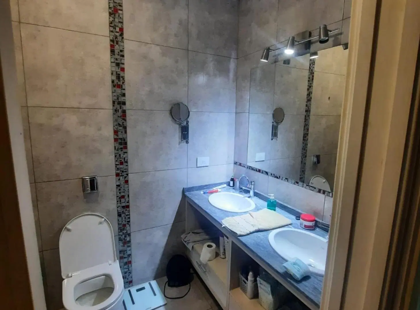 VENTA CASA, 3 DORMITORIOS, BARRIO SARMIENTO 8