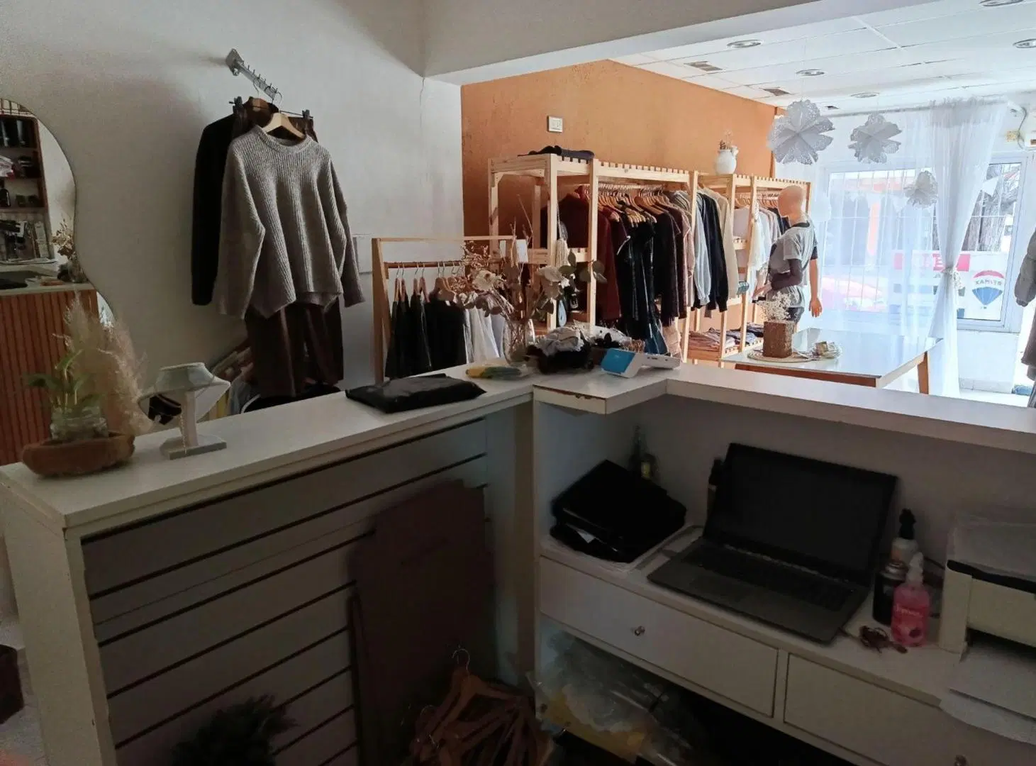 VENTA CASA 3 DORMITORIOS MAS SALON COMERCIAL. 3
