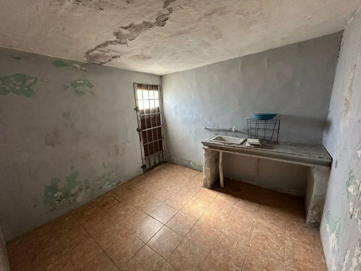 VENTA CASA A REFACCIONAR 8