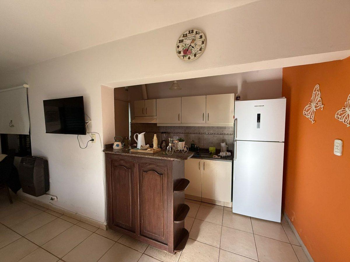 Foto de VENTA CASA 3 DORMITORIOS BARRIO EL PRADO, imagen 4
