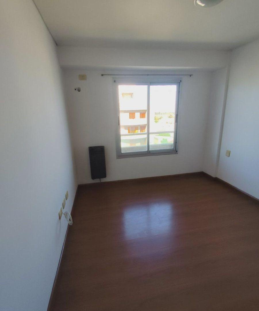 Foto de DEPARTAMENTO CENTRICO, 2 DORMITORIOS., imagen 3