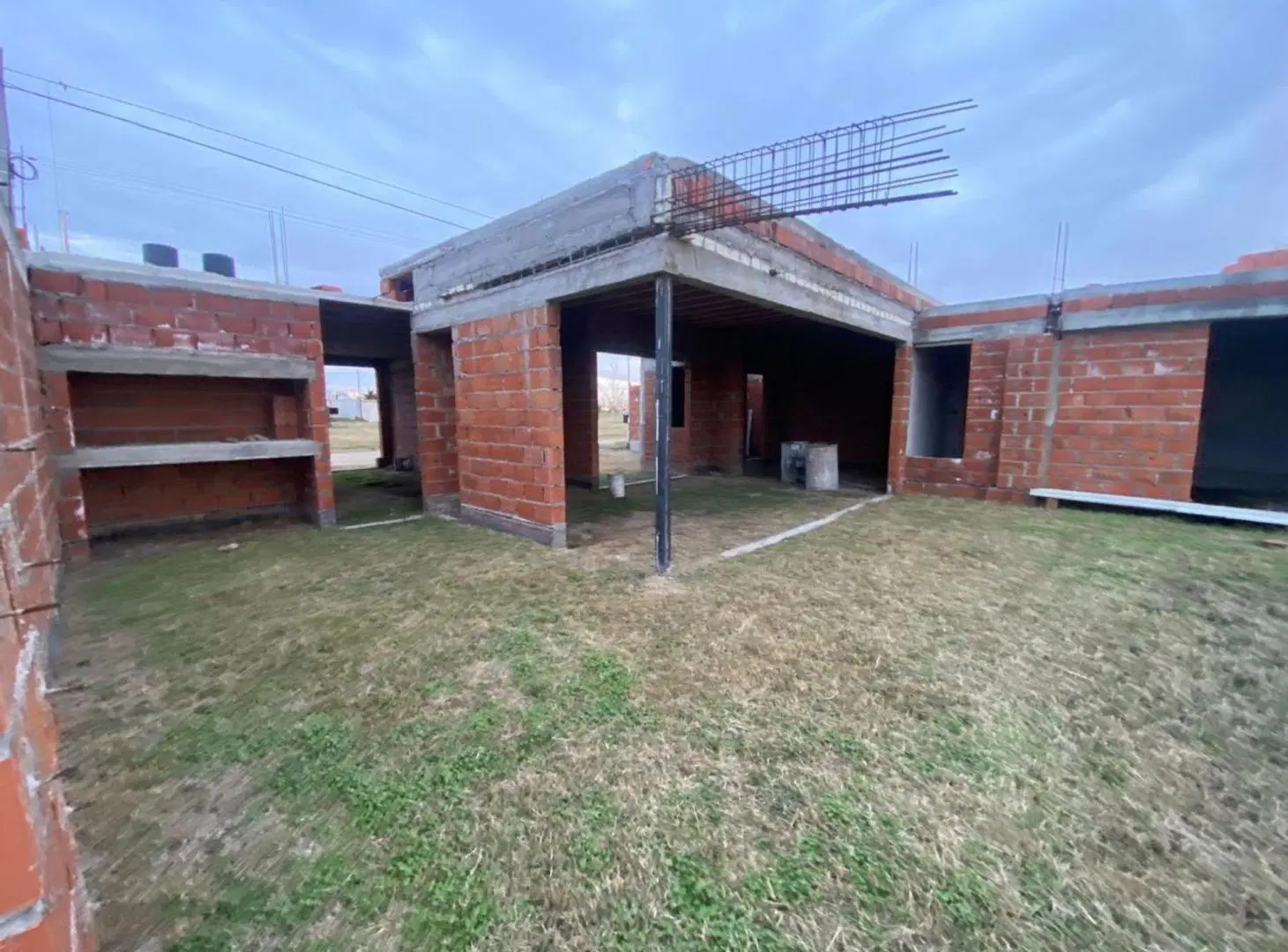 EN VENTA CASA EN CONSTRUCCIÓN | PALMARES 4 3