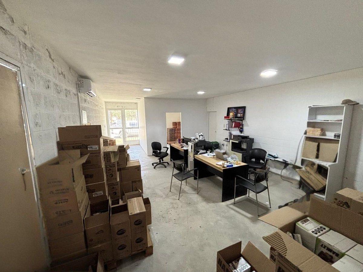 Foto de VENTA GALPON PARQUE INDUSTRIAL, imagen 1