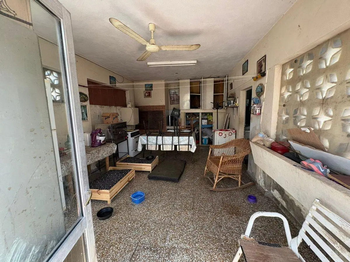 VENTA CASA 2 DORMITORIOS Y QUINCHO - B° 2 HERMANOS 4