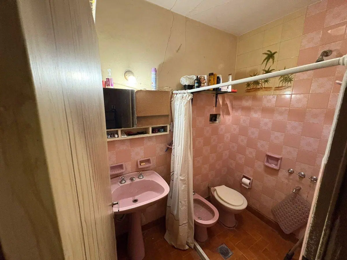 VENTA CASA 2 DORMITORIOS Y QUINCHO - B° 2 HERMANOS 8