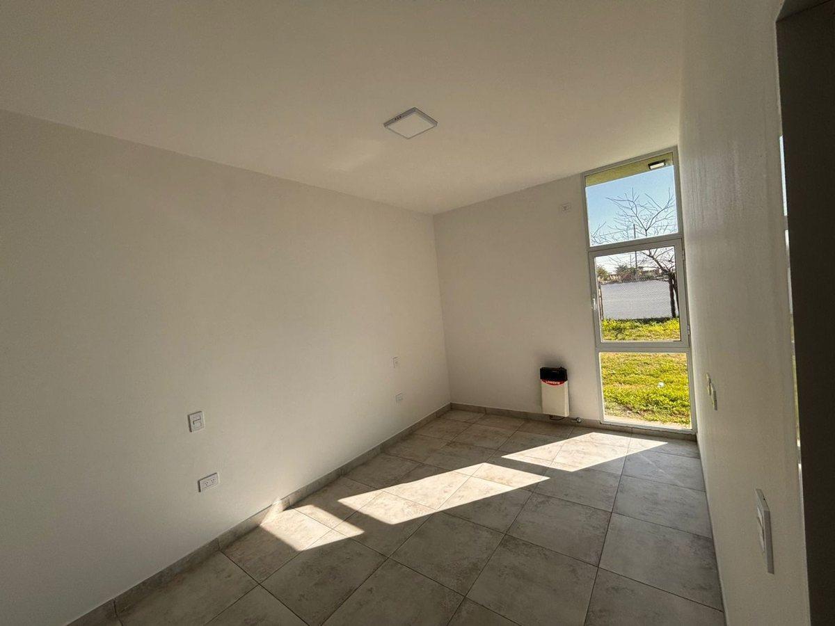 Foto de VENTA CASA A ESTRENAR PALMARES 4- FINANCIACIÓN, imagen 1