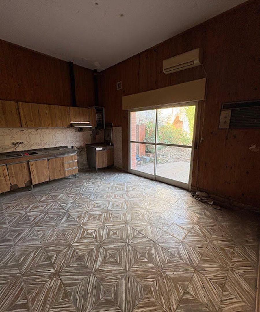 Foto de VENTA CASA 3 DORMITORIOS BARRIO SARMIENTO, imagen 1