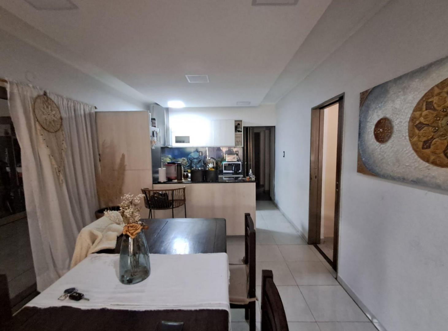 Foto de VENTA CASA 3 DORMITORIOS MAS SALON COMERCIAL., imagen 3